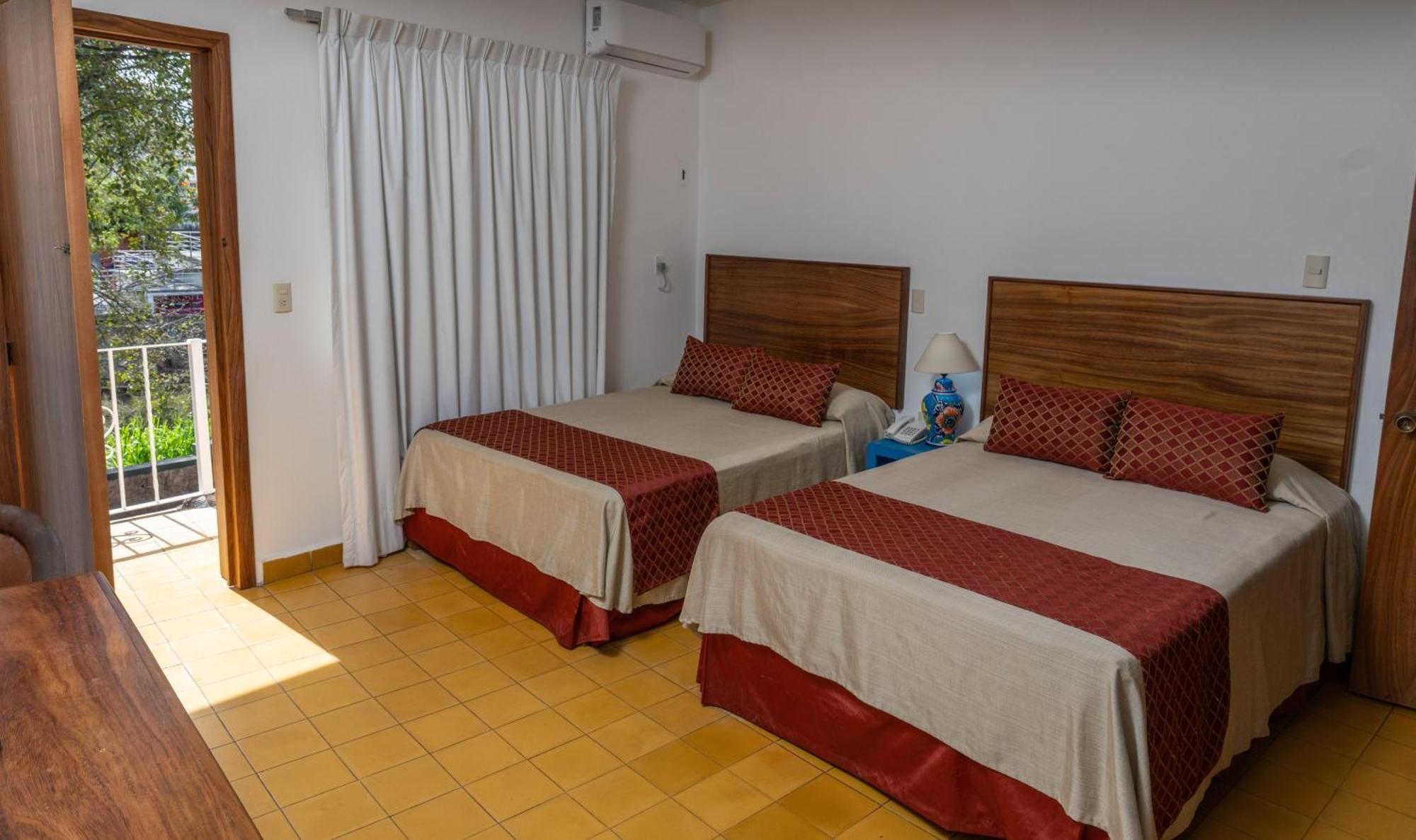 Hotel Encino Malecon Centro 푸에르토 발라타 객실 사진