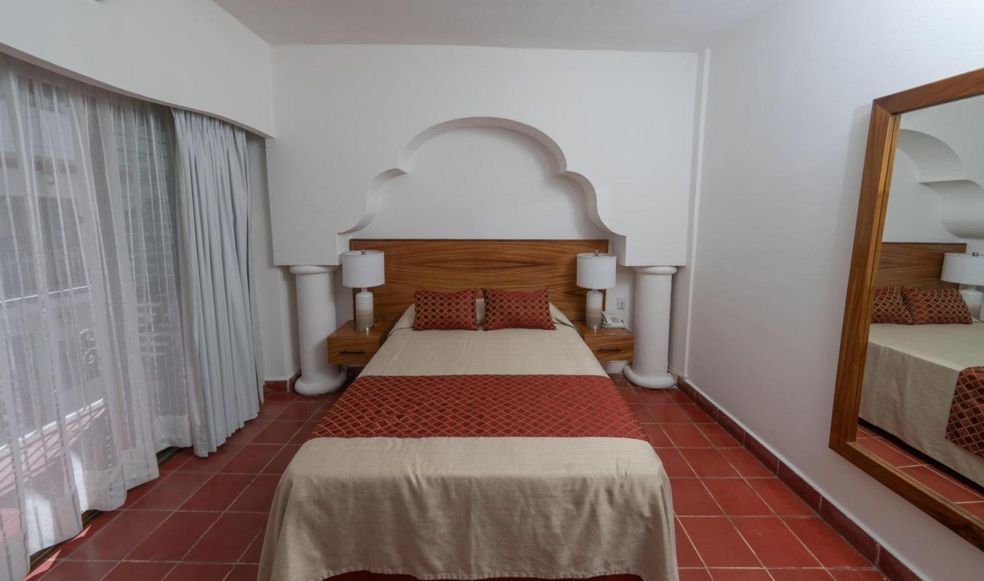 Hotel Encino Malecon Centro 푸에르토 발라타 객실 사진