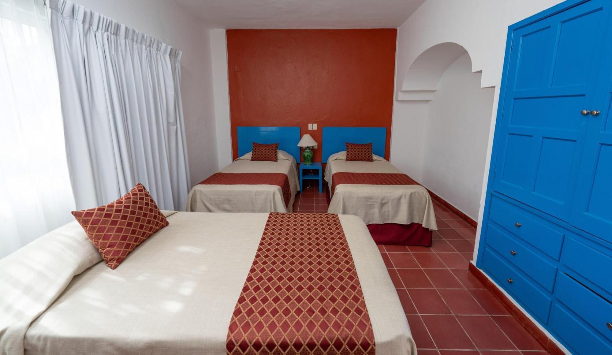 Hotel Encino Malecon Centro 푸에르토 발라타 객실 사진