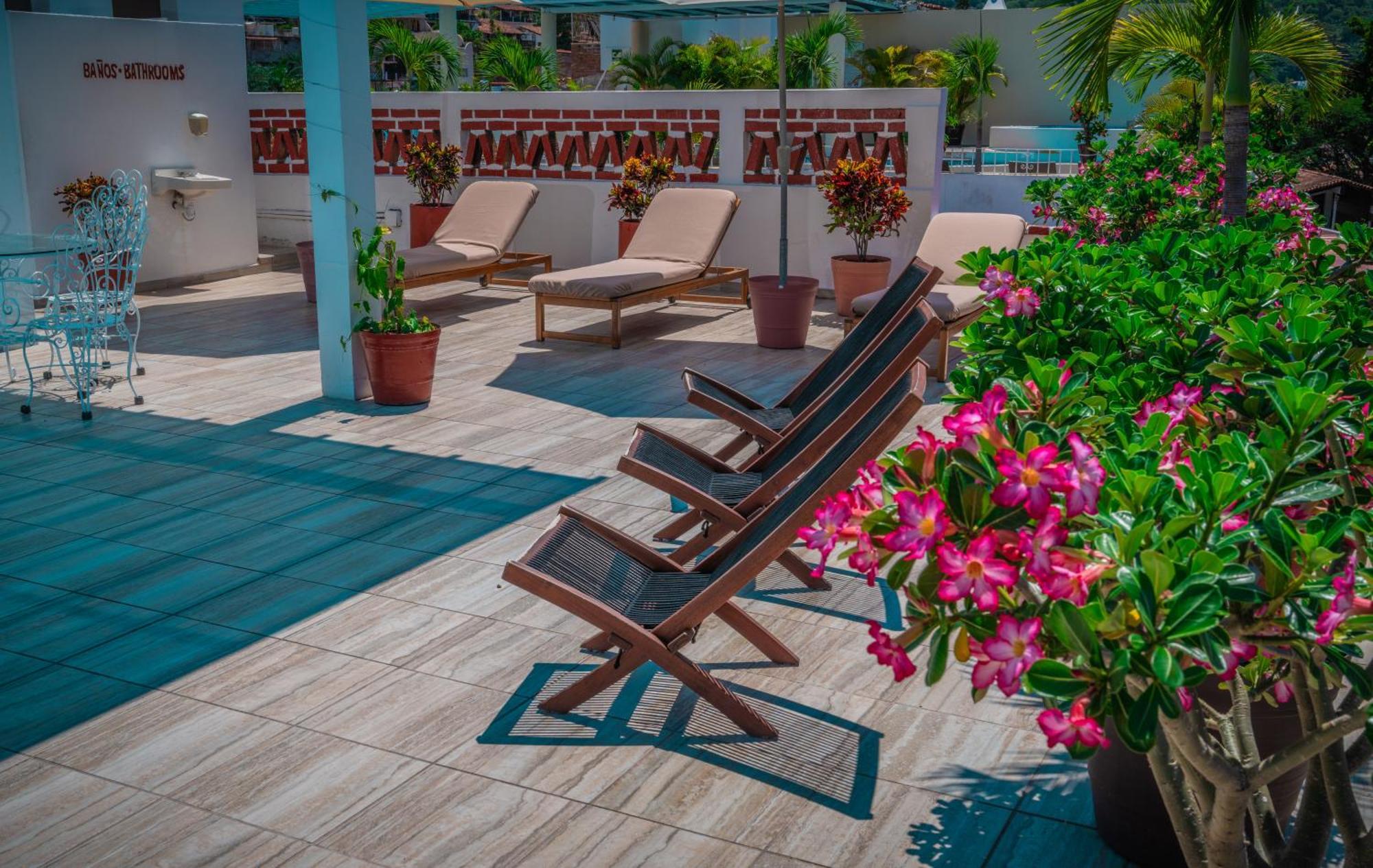 Hotel Encino Malecon Centro 푸에르토 발라타 외부 사진