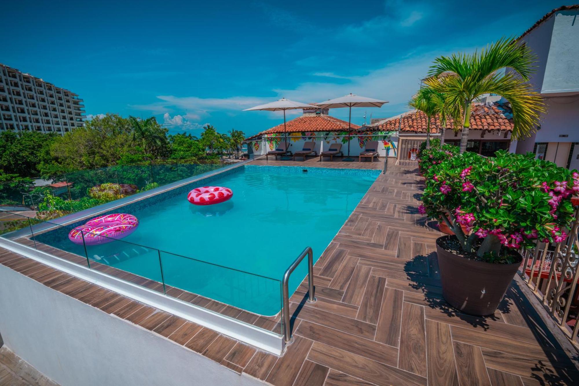 Hotel Encino Malecon Centro 푸에르토 발라타 외부 사진