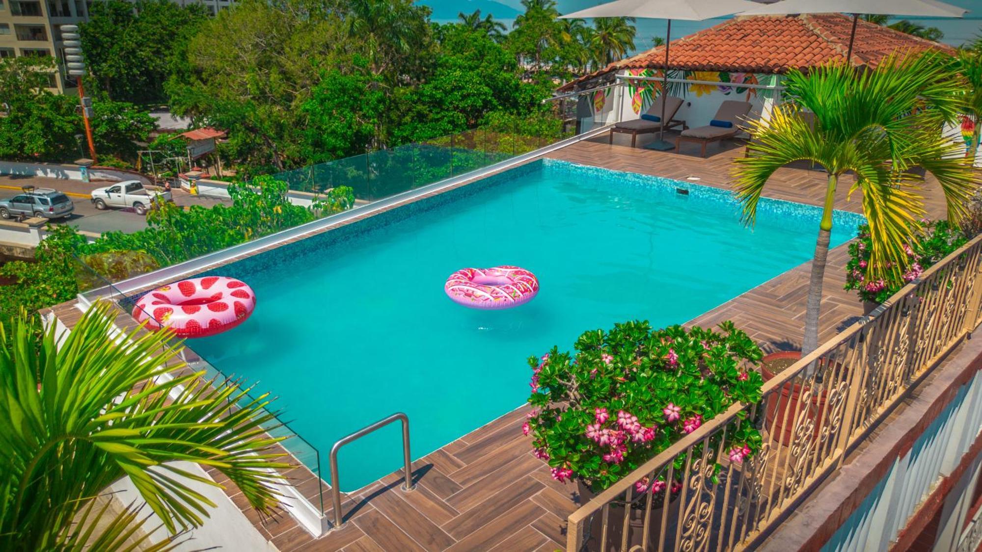 Hotel Encino Malecon Centro 푸에르토 발라타 외부 사진