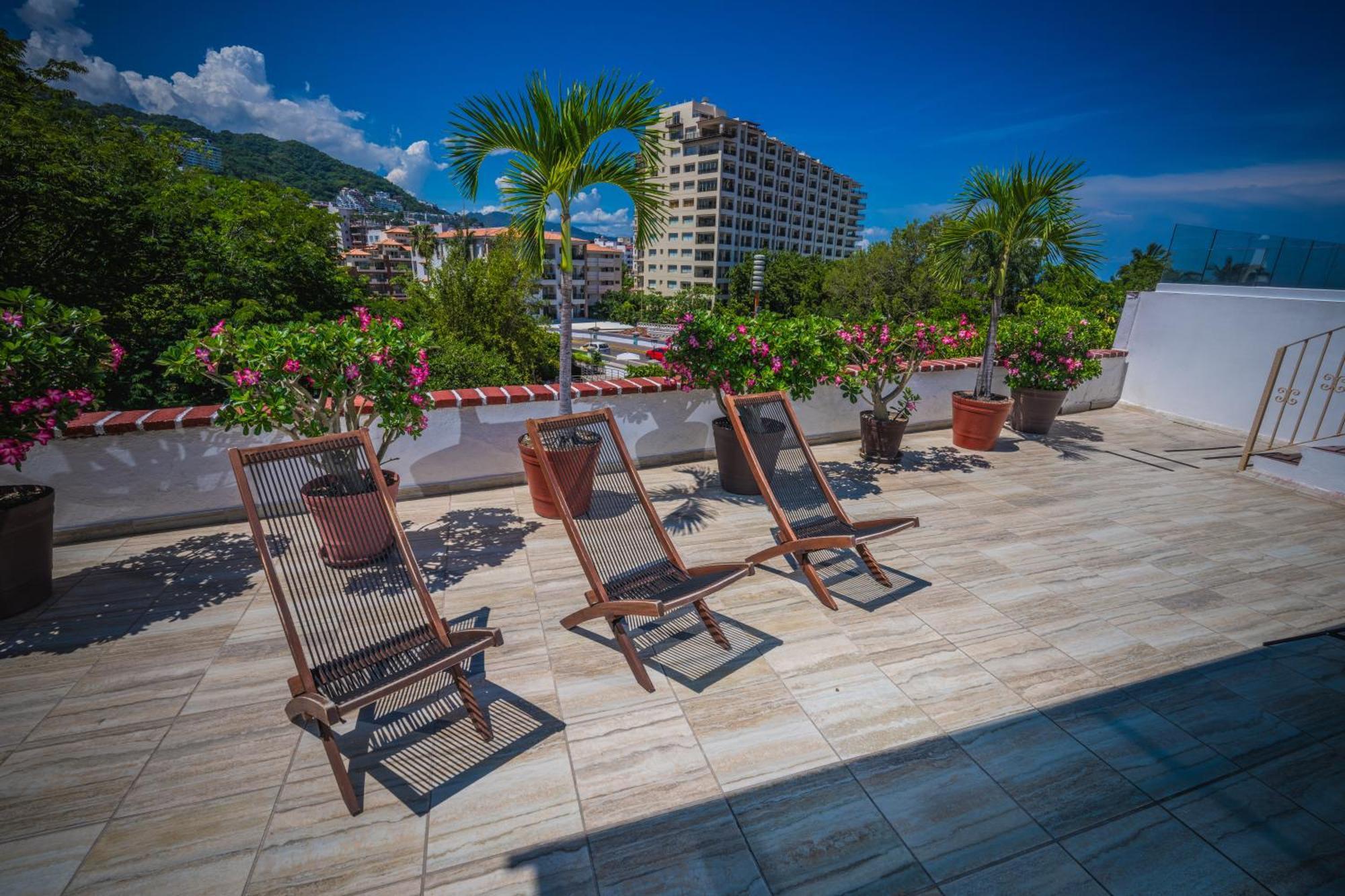 Hotel Encino Malecon Centro 푸에르토 발라타 외부 사진