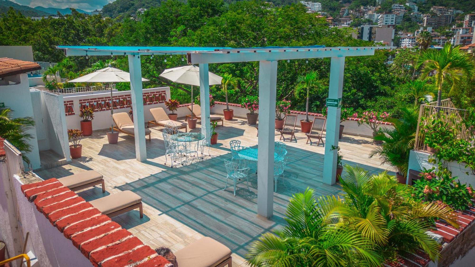 Hotel Encino Malecon Centro 푸에르토 발라타 외부 사진