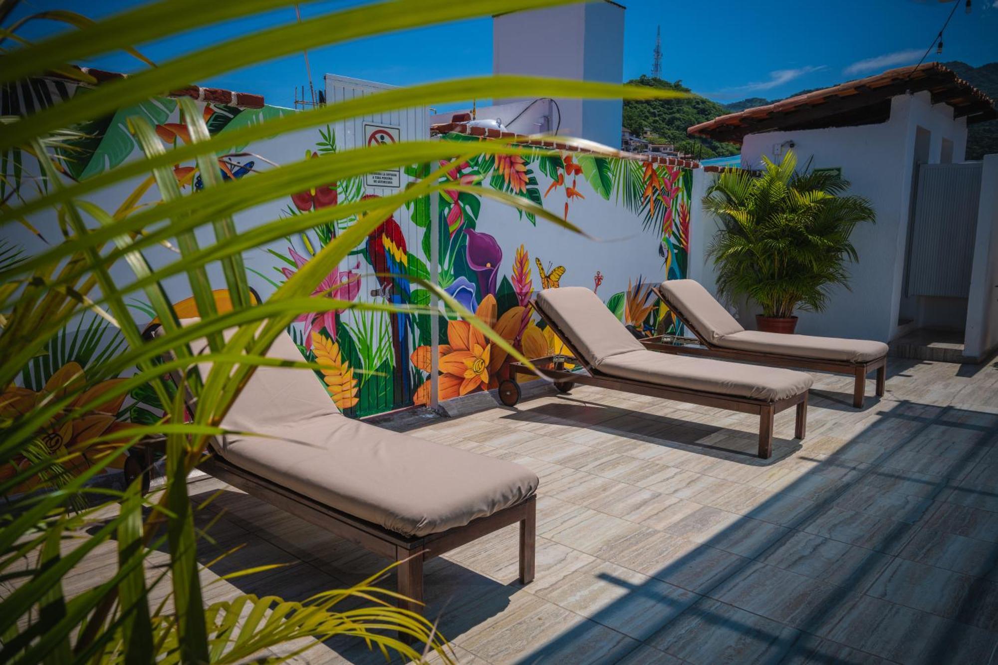 Hotel Encino Malecon Centro 푸에르토 발라타 외부 사진